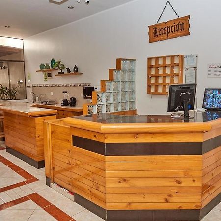 Hostal Montecarlo Camaná Eksteriør bilde